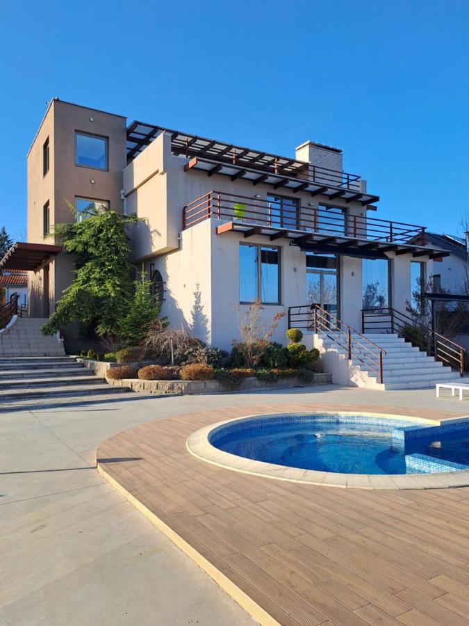 Villa Sunny Side Apartment Skopje Dolno Solnje Exterior photo