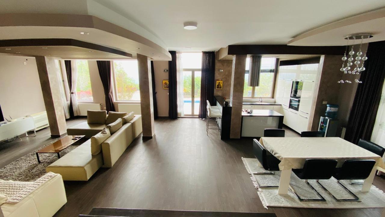Villa Sunny Side Apartment Skopje Dolno Solnje Exterior photo